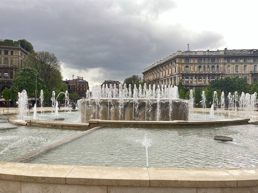Central fountain