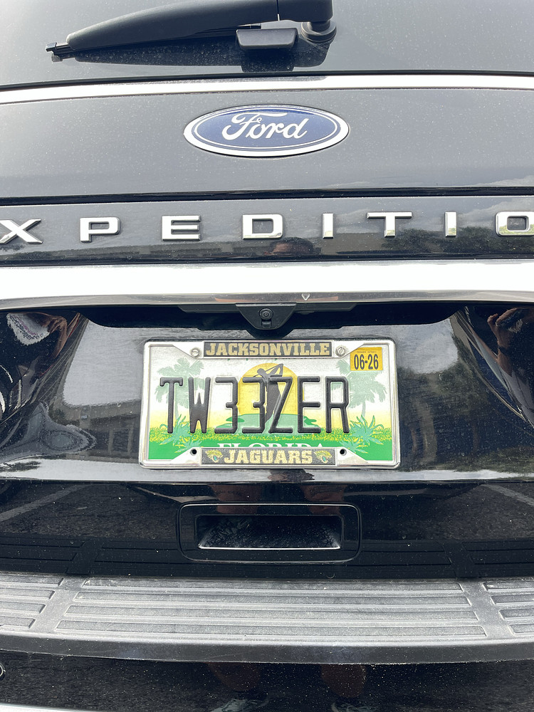 Tw33ze or Die!