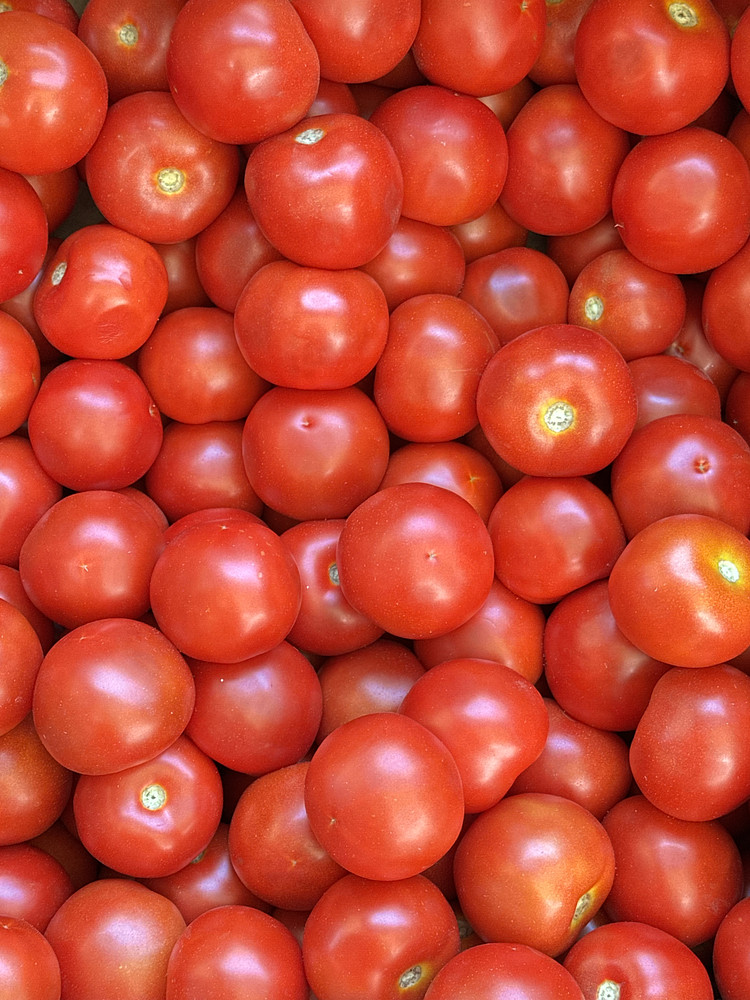 Sweet tomatoes 