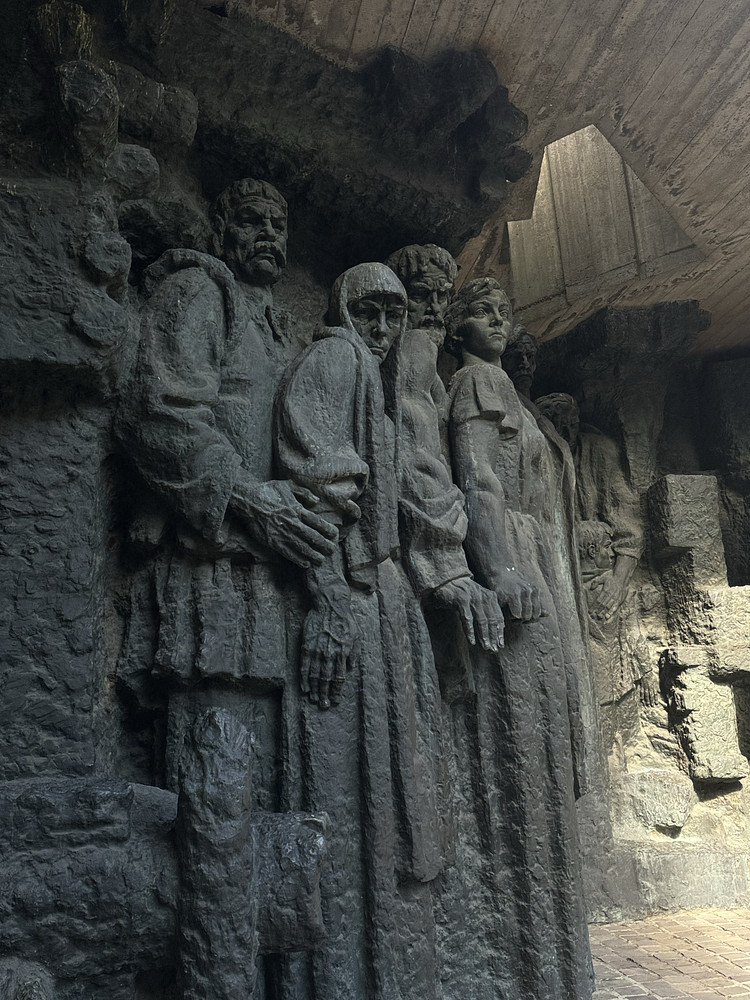 Monumental art #3